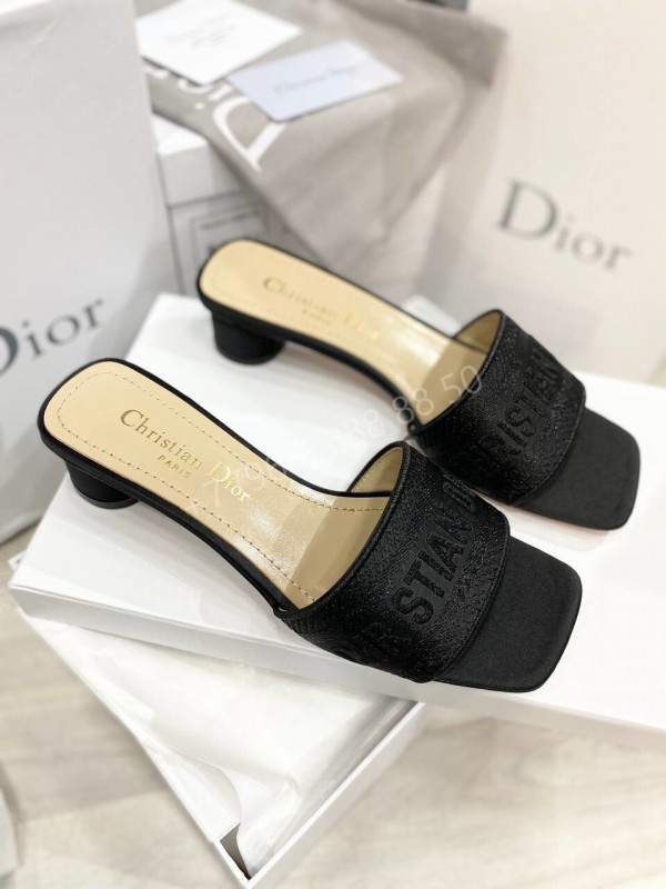 Шлепанцы Dior