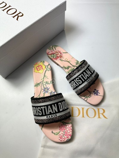 Шлепанцы Dior