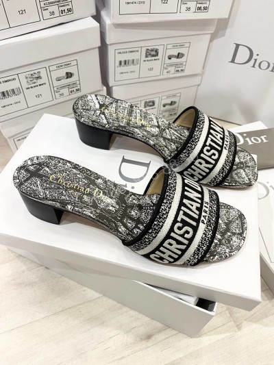 Шлепанцы Dior