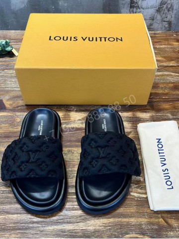 Шлепанцы Louis Vuitton