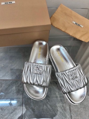 Шлепанцы MIU MIU