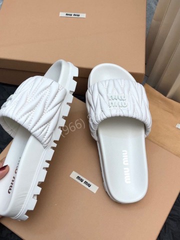 Шлепанцы MIU MIU