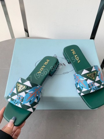 Шлепанцы Prada