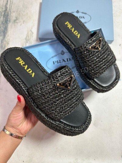 Тапочки Prada