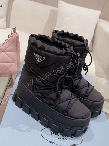 Дутики Prada