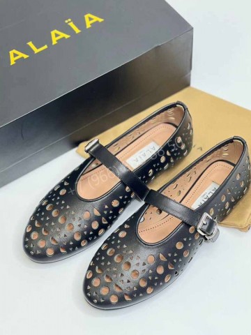 Балетки Alaia