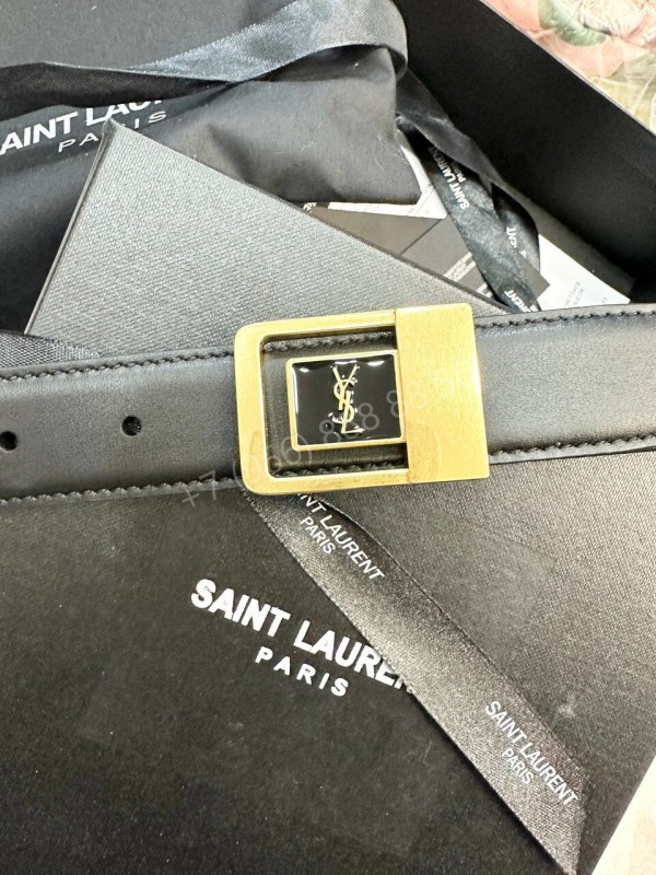 Ремень Yves Saint Laurent