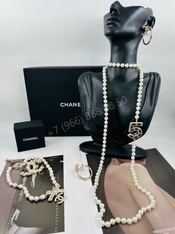 Брошь CHANEL