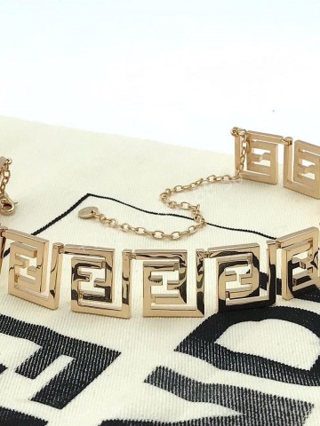 Чокер Fendi