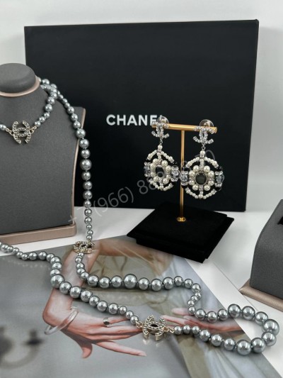 Серьги CHANEL