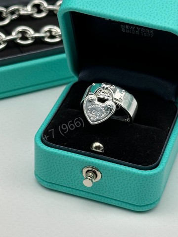 Кольцо Tiffany & Co.