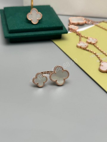 Кольцо Van Cleef & Arpels