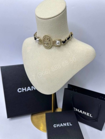 Колье CHANEL