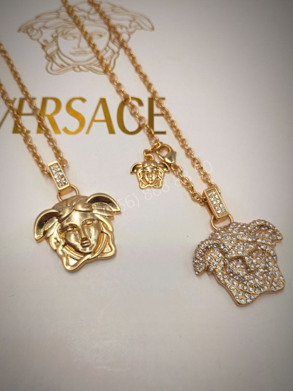 Колье Versace