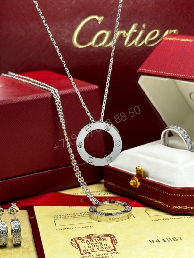 Кулон Cartier с камнями