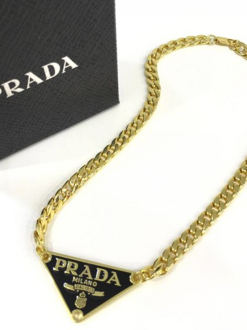 Кулон Prada