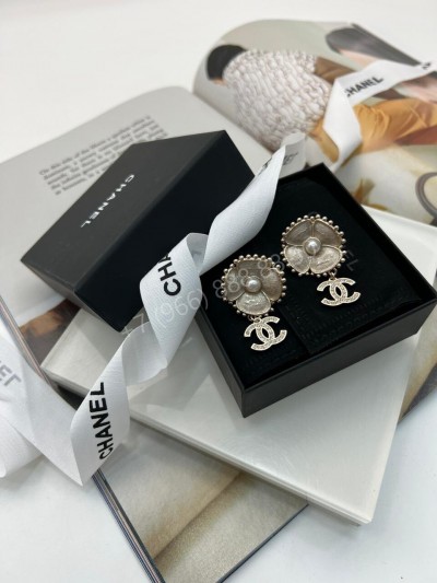 Серьги CHANEL