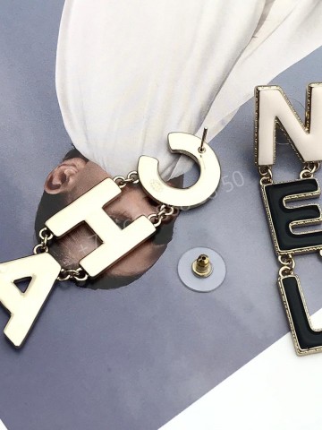 Серьги CHANEL