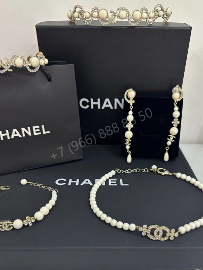 Колье CHANEL