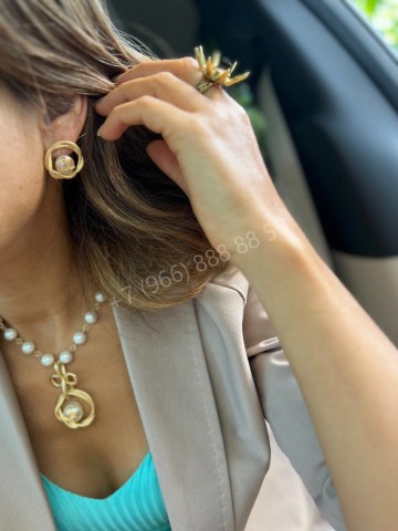 Бусы CHANEL