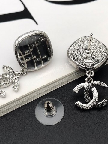 Серьги CHANEL