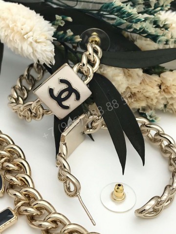Серьги CHANEL
