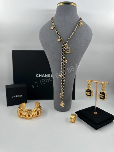 Серьги CHANEL