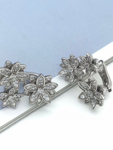 Серьги Van Cleef & Arpels