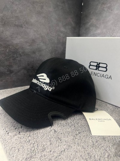 Кепка Balenciaga