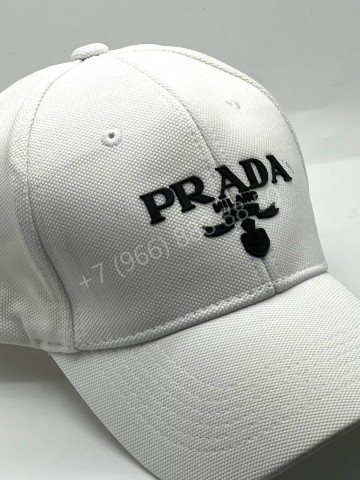 Кепка Prada