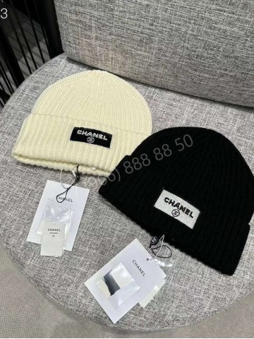 Шапка CHANEL