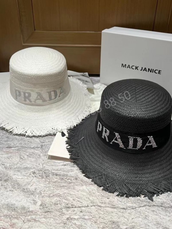 Шляпа Prada