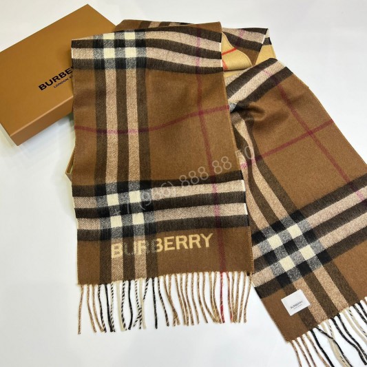 Шарф Burberry