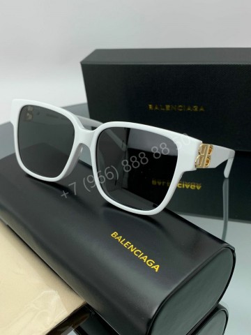 Солнцезащитные очки Balenciaga