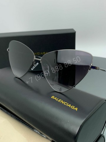 Солнцезащитные очки Balenciaga