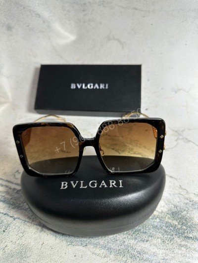 Солнцезащитные очки Bvlgari