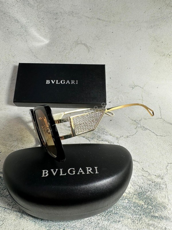 Солнцезащитные очки Bvlgari