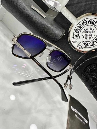 Солнцезащитные очки Chrome Hearts