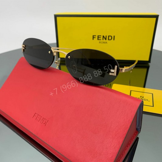 Солнцезащитные очки Fendi