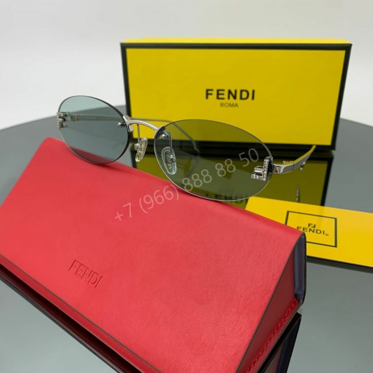 Солнцезащитные очки Fendi