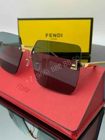 Солнцезащитные очки Fendi