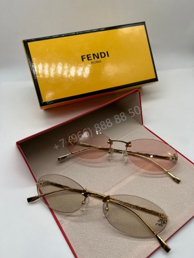 Солнцезащитные очки Fendi