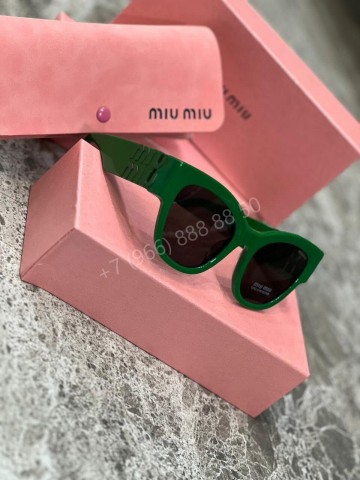 Солнцезащитные очки MIU MIU