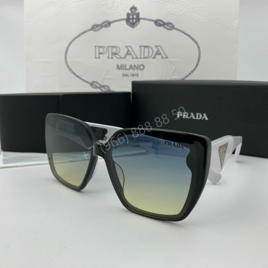 Солнцезащитные очки Prada