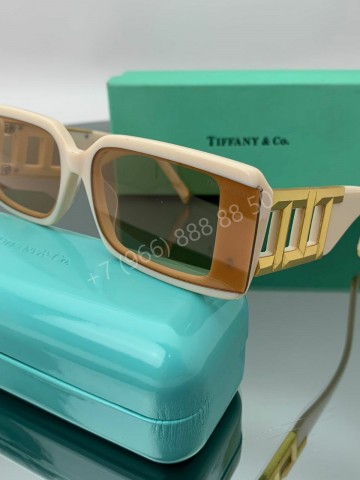 Солнцезащитные очки Tiffany & Co.