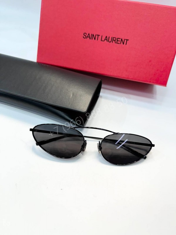 Солнцезащитные очки Yves Saint Laurent