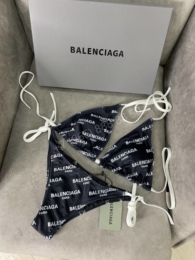 Купальник Balenciaga