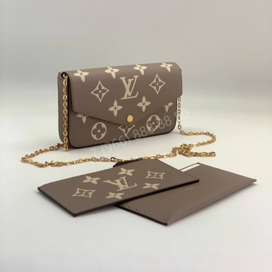 Клатч Louis Vuitton