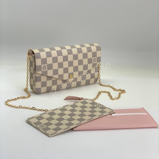 Клатч Louis Vuitton