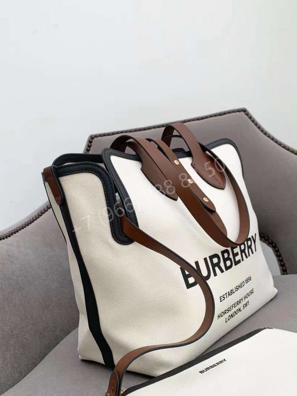 Сумка Burberry small